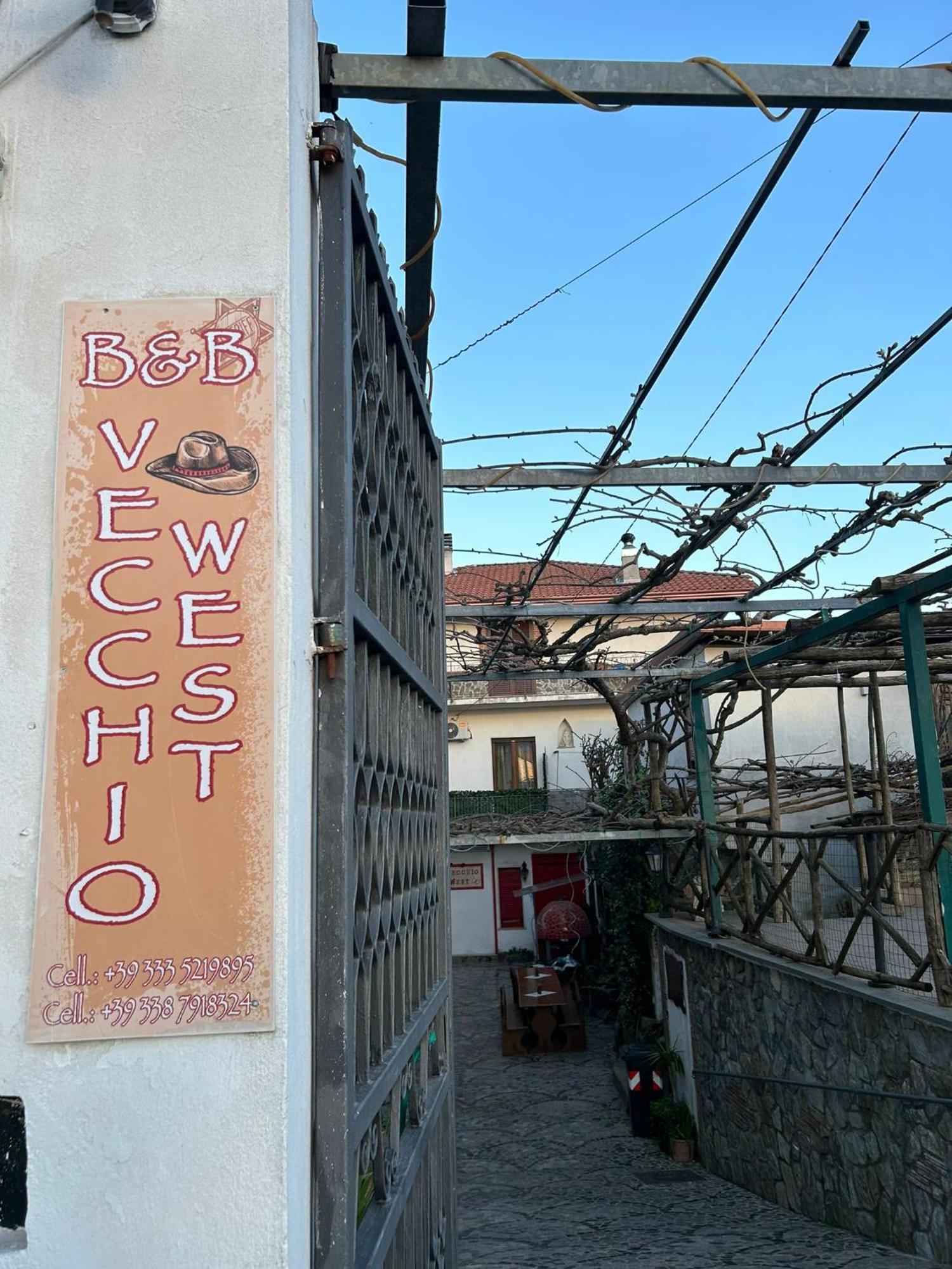 Vecchio West Bed and Breakfast Agerola Buitenkant foto
